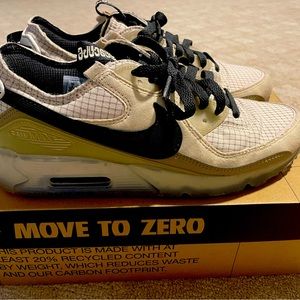 Gently used Nike Air Max Terrascape 90